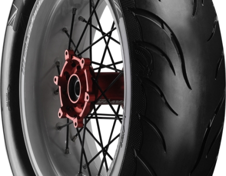 Avon Cobra Chrome - Rear - 18 in. Rim